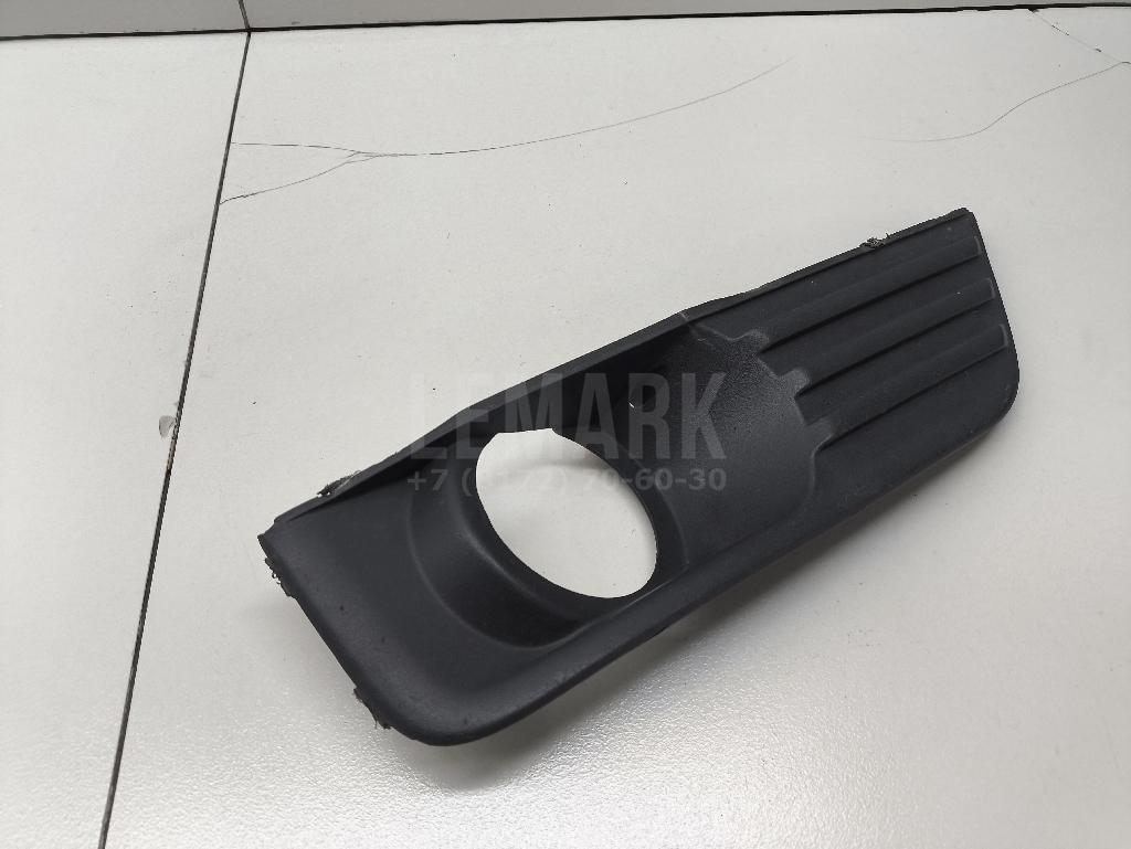 Решетка в бампер правая 1337347 Ford