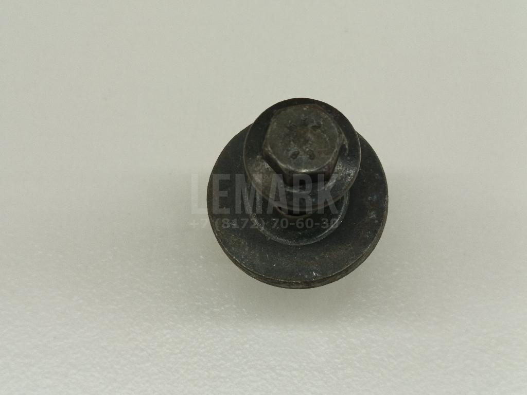 Болт передней ступицы 30670602 Volvo