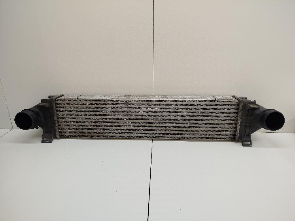 Интеркулер LR031466 Land Rover