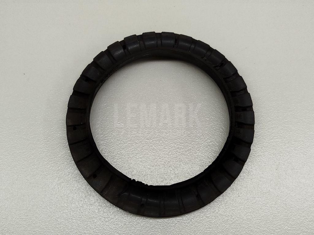 Проставка под переднюю пружину LR009664 Land Rover