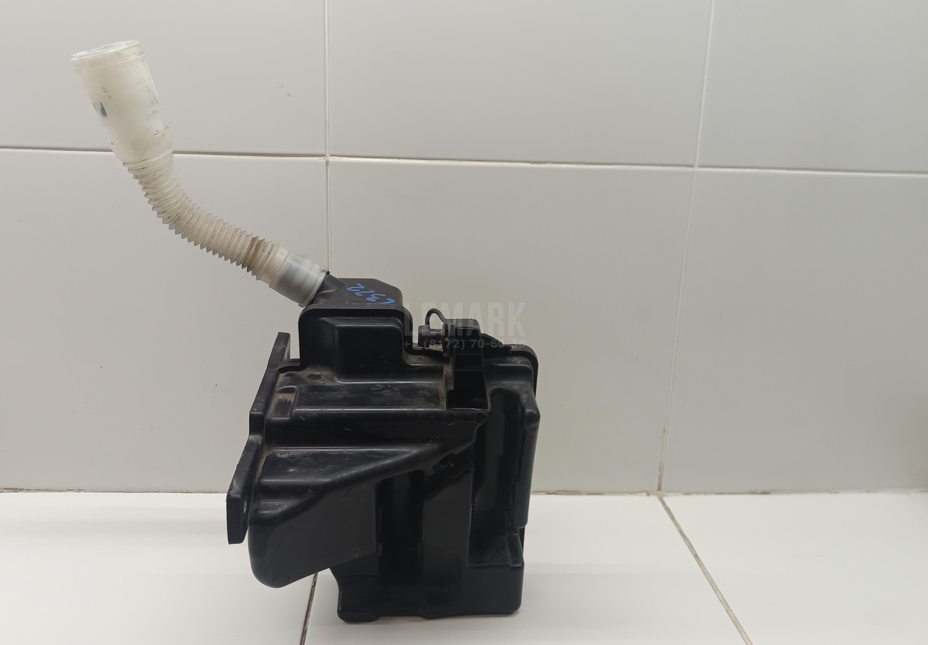 Бачок омывателя лобового стекла 6R0955453E VAG