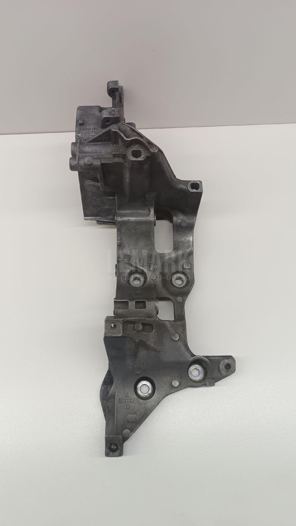 Кронштейн генератора 04L903141B VAG
