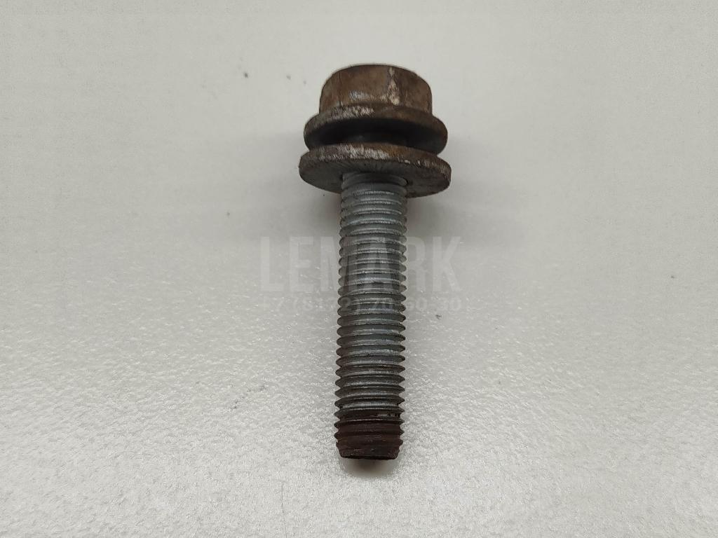 Болт передней ступицы 11570675 GM
