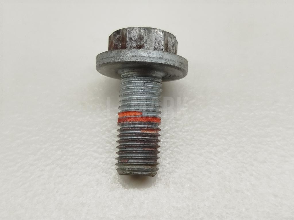 Болт маховика 9091301027 Toyota
