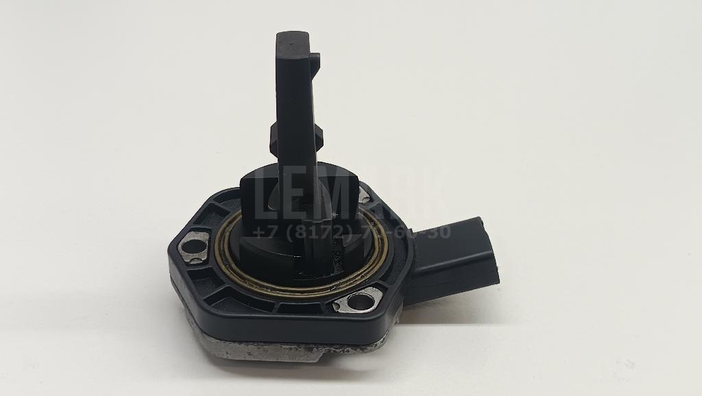 Датчик уровня масла 1J0907660C VAG