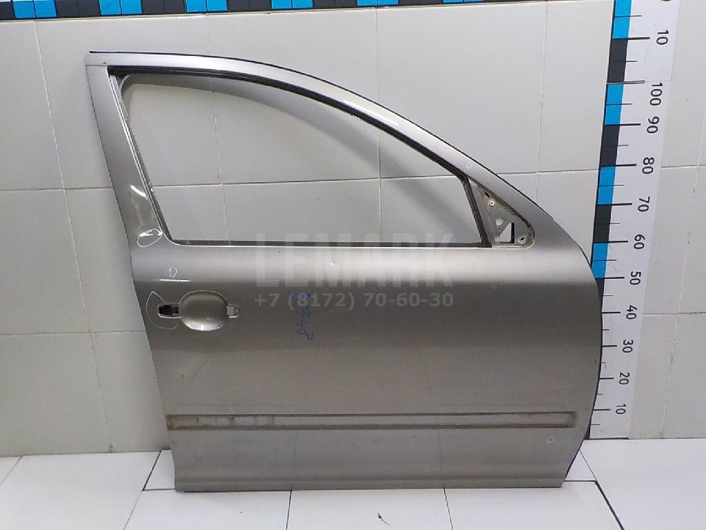 Дверь передняя правая 1Z0831056 VAG