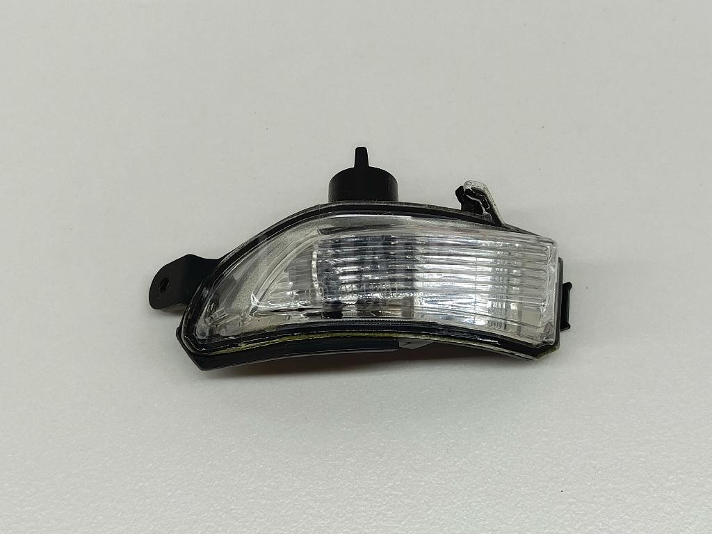 Повторитель в зеркало 6V0949101 VAG