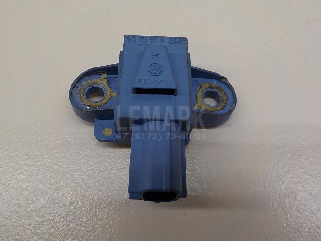 Датчик AIR BAG 1K0955557B VAG