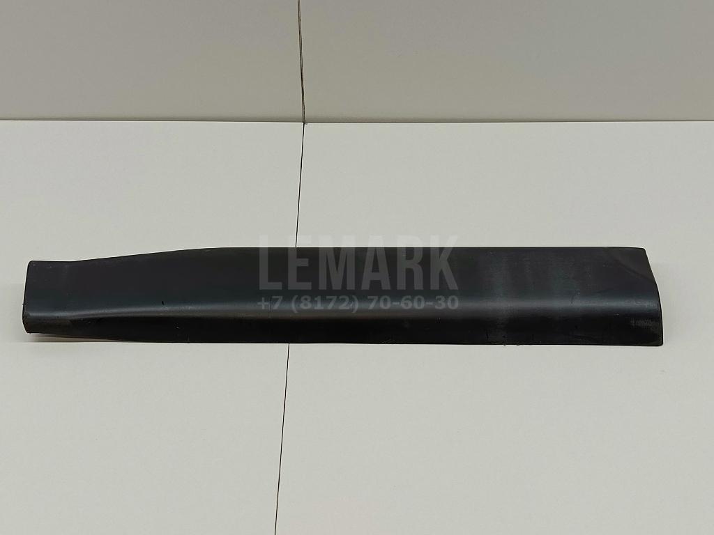 Накладка двери задней правой 82876JG00A Nissan