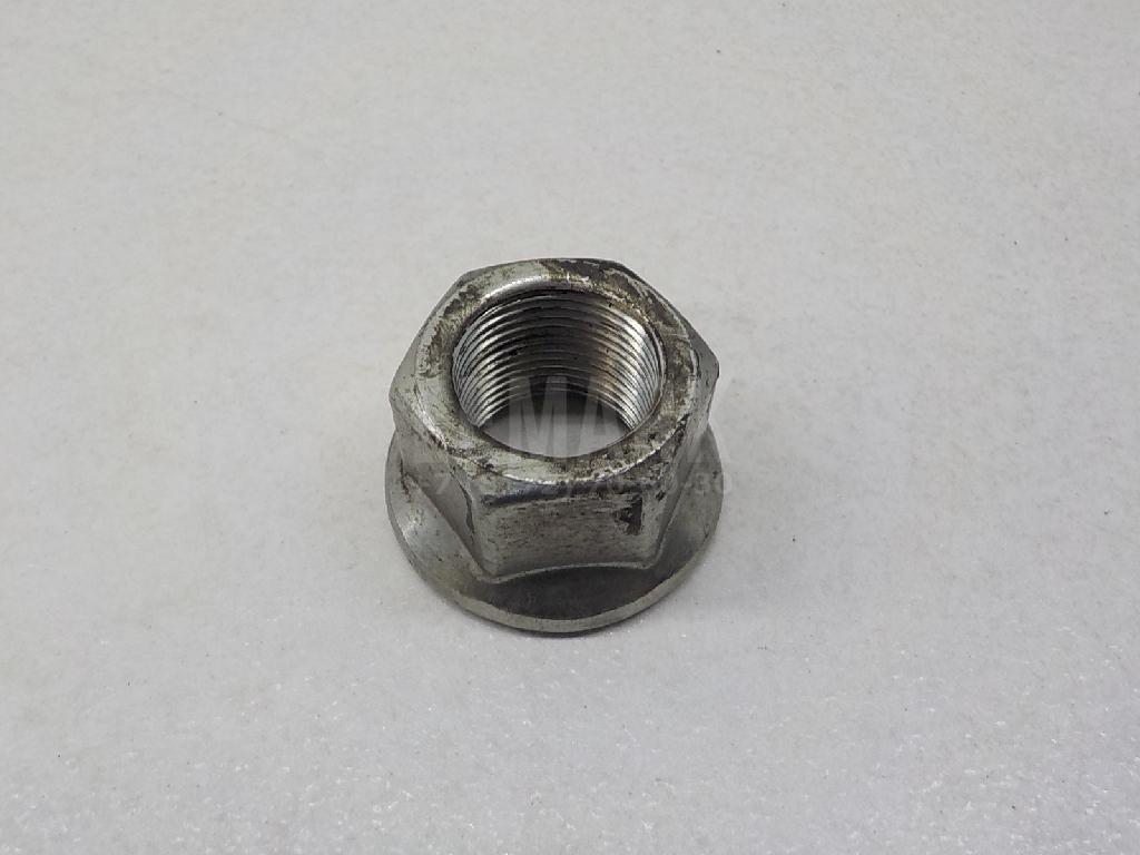 Гайка передней ступицы 402624M400 Nissan