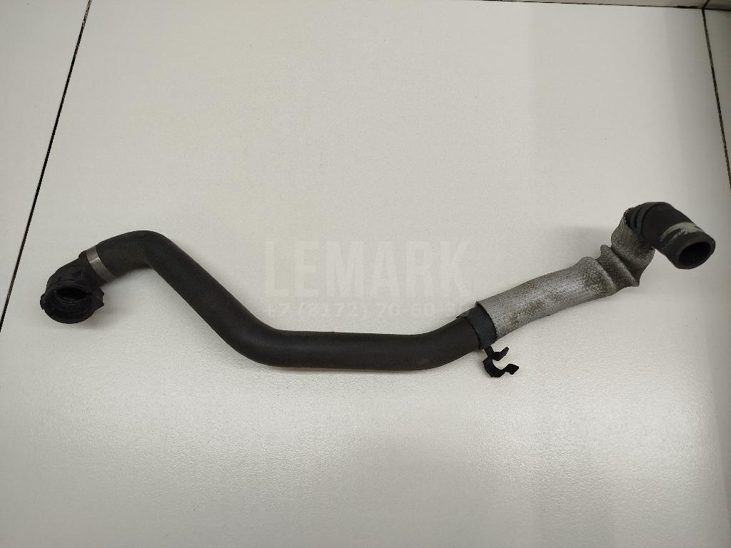 Патрубок отопителя 7L6122096F VAG