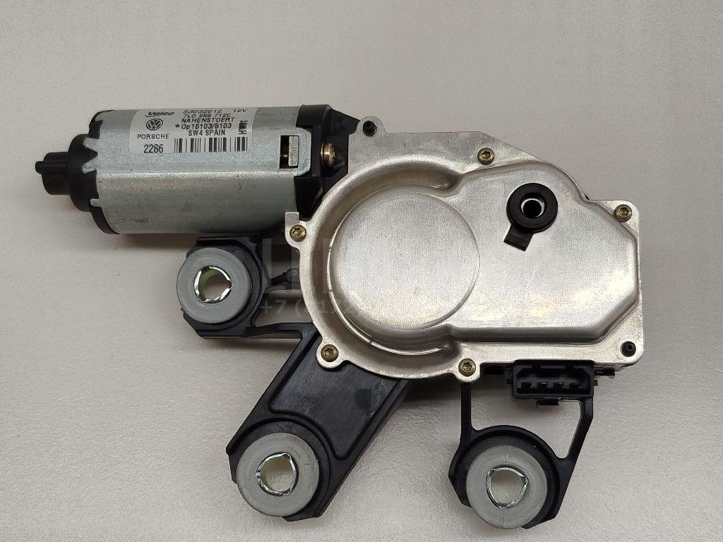 Моторчик стеклоочистителя задний 7L0955712C VAG