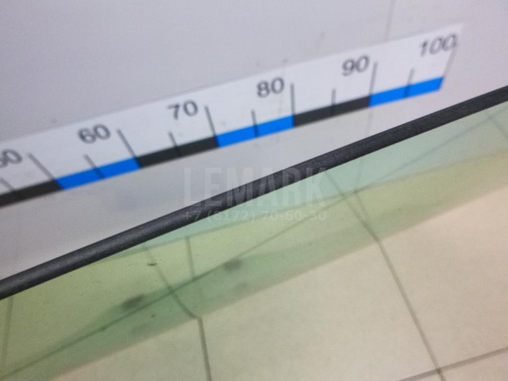 Стекло двери задней правой
