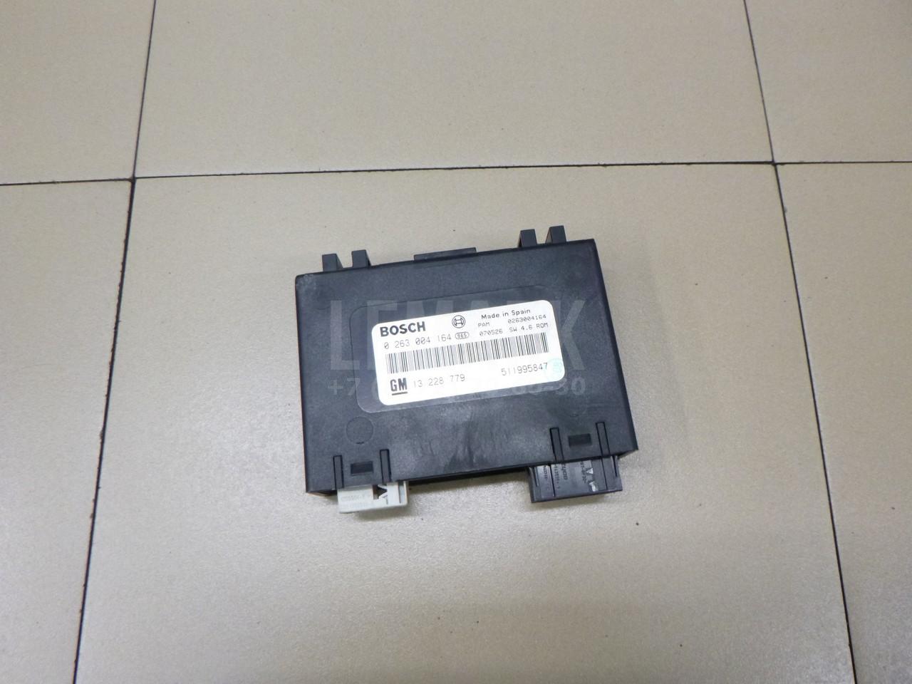 Блок электронный 13228779 GM