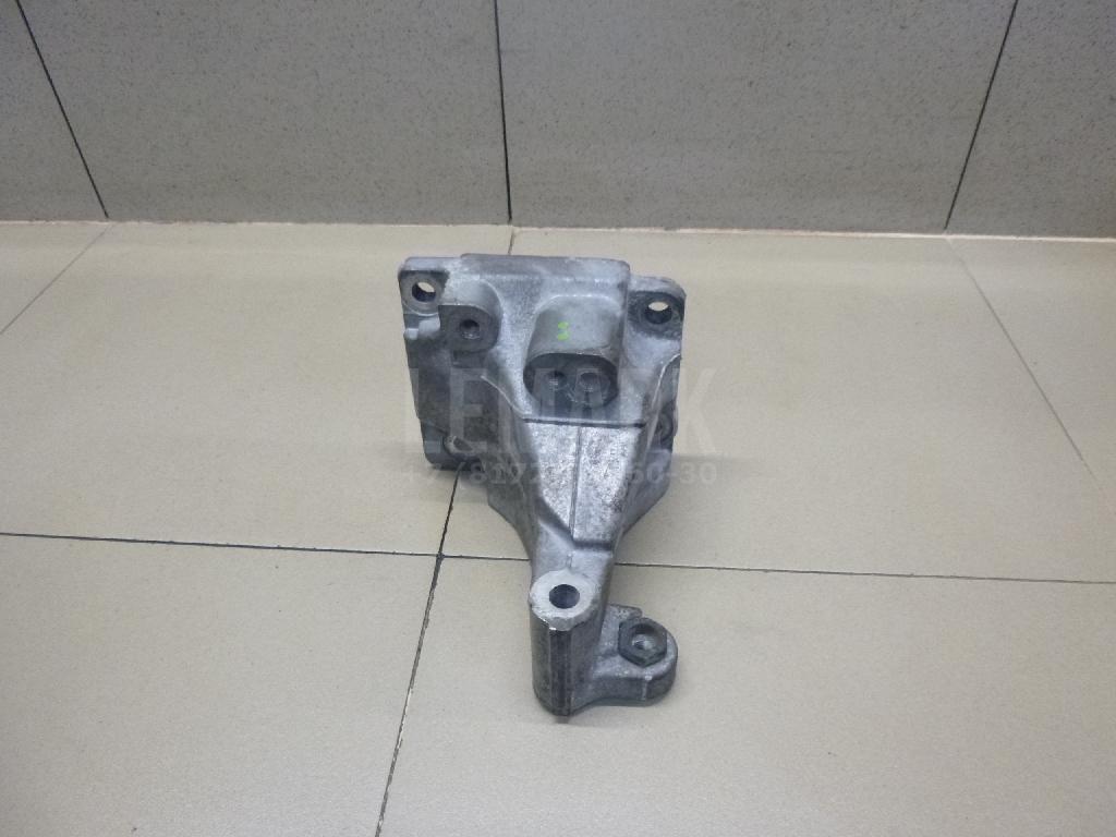 Кронштейн генератора 125110T020 Toyota