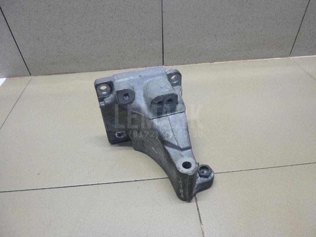 Кронштейн генератора 125110T020 Toyota