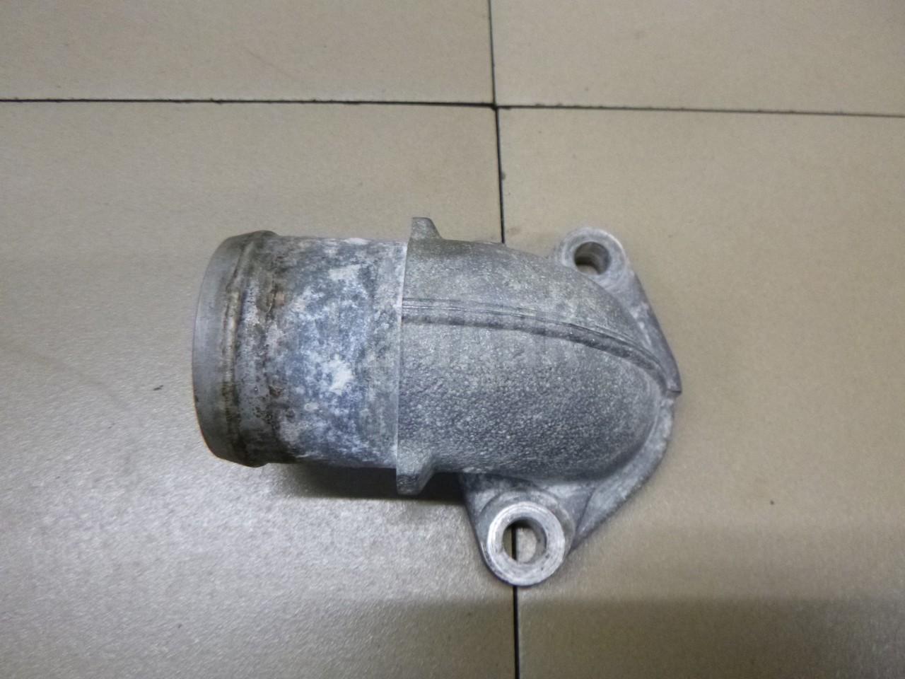 Патрубок интеркулера 14460JD50C Nissan