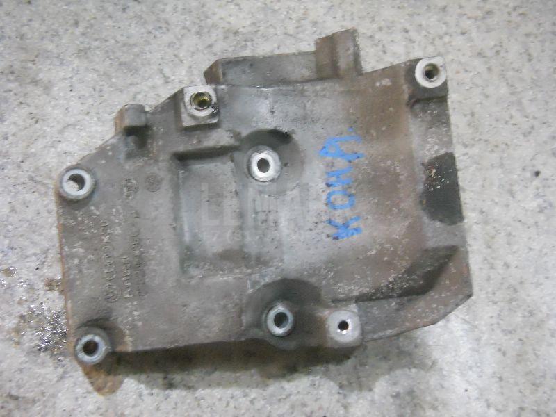 Кронштейн кондиционера 038260885C VAG
