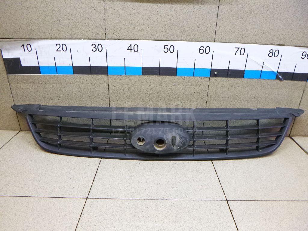 Решетка радиатора 1676410 Ford