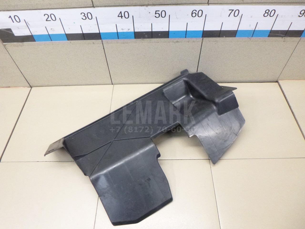 Воздуховод радиатора правый 62822JD00A Nissan