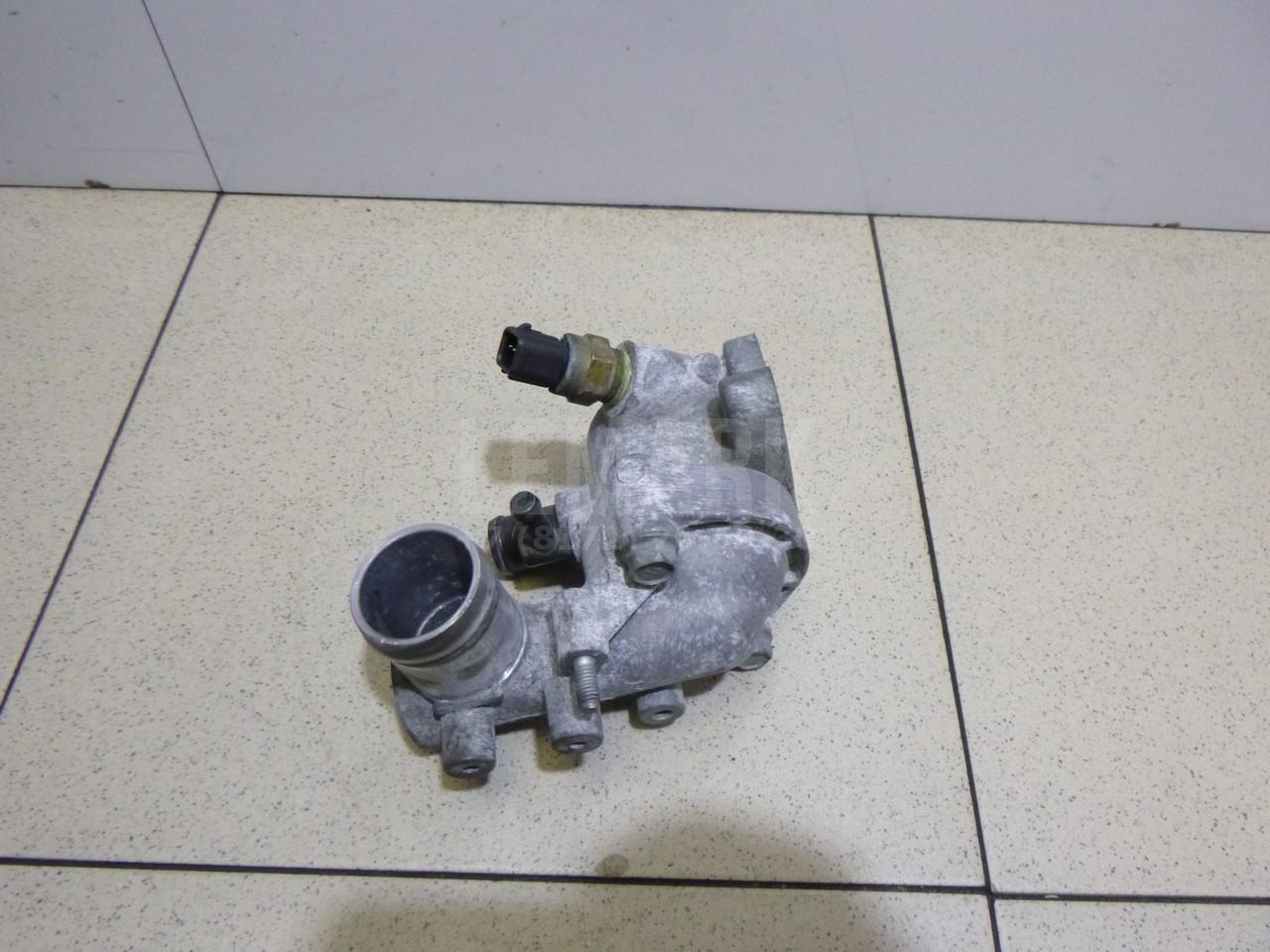 Корпус термостата 256102A620 Hyundai-Kia