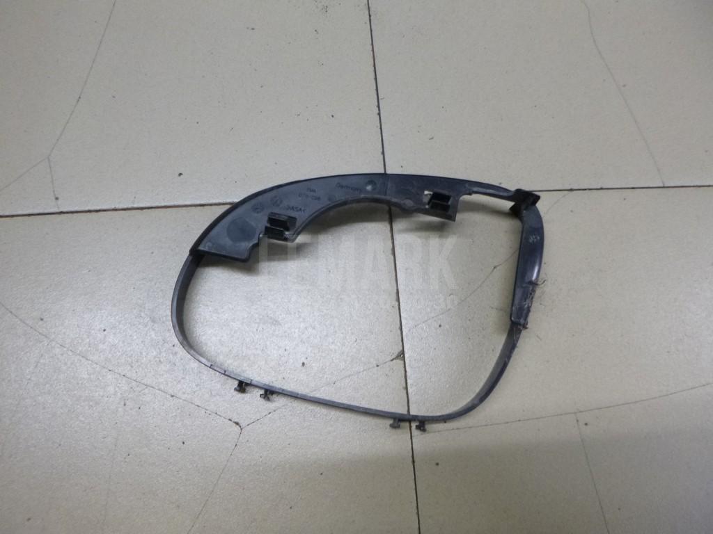 Рамка зеркала правого 1K08576029B9 VAG