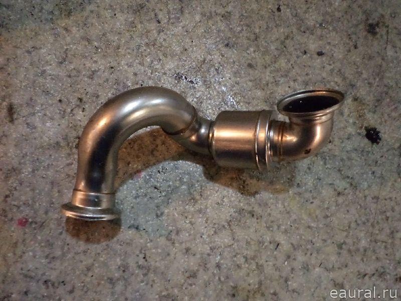Трубка картерных газов