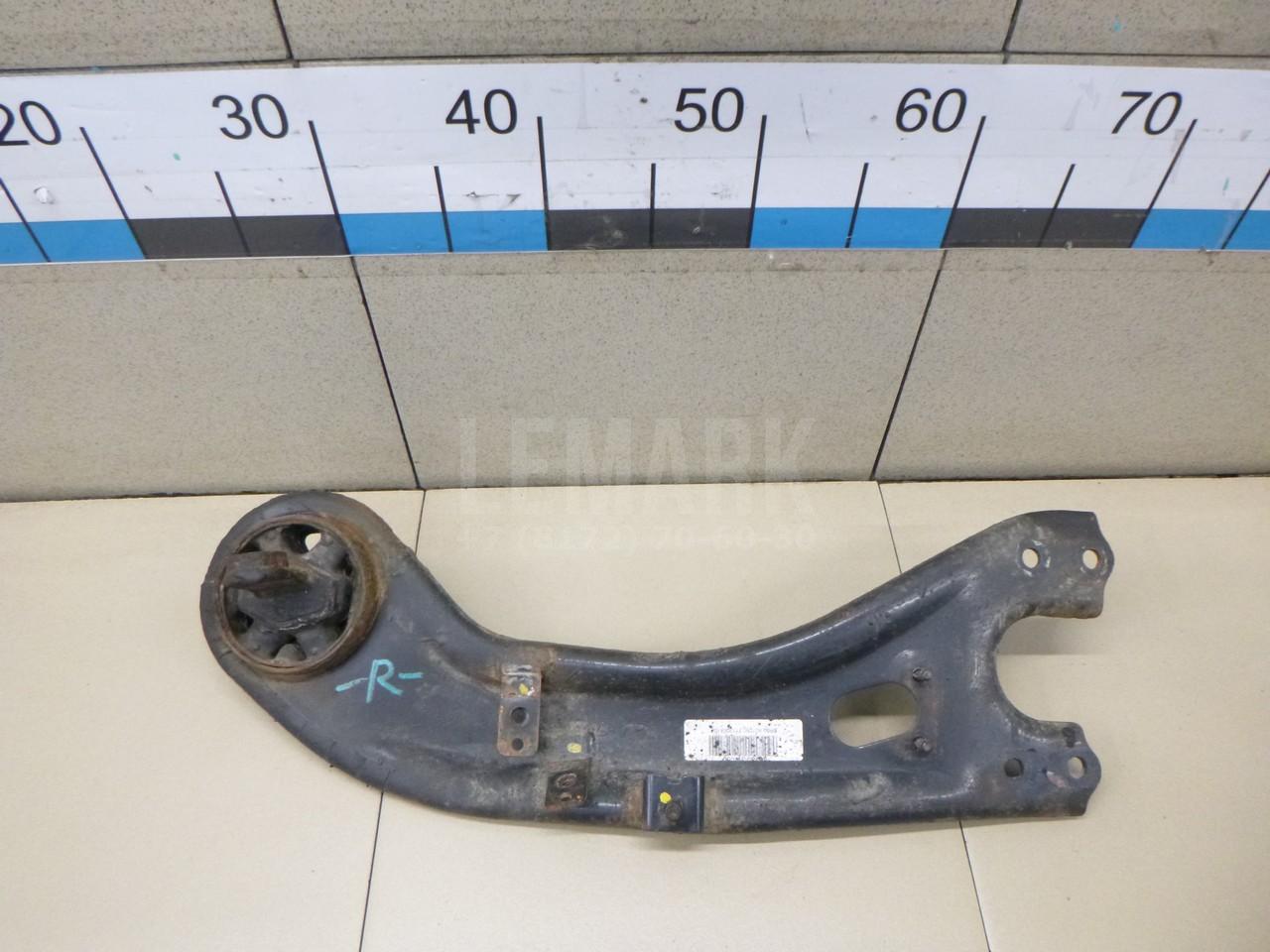 Рычаг задний продольный правый 552803W050 Hyundai-Kia