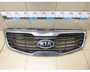Решетка радиатора для Kia Sportage 2010-2015 б/у состояние удовлетворительное