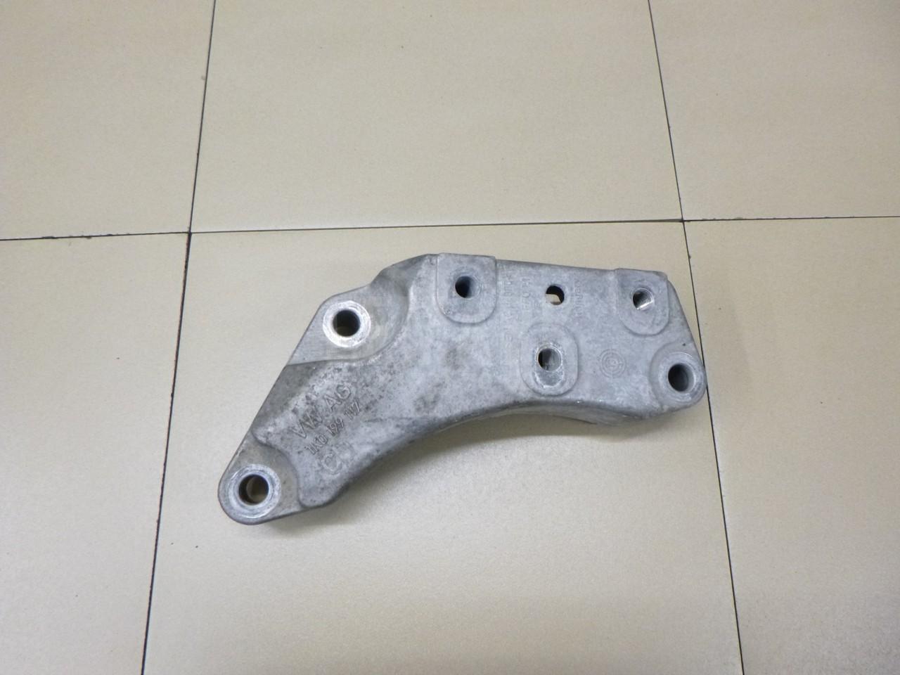 Кронштейн КПП левый 1K0199117CD VAG