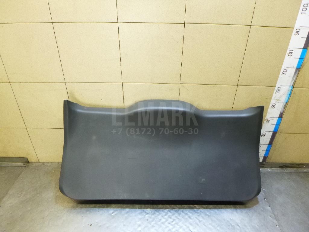 Обшивка двери багажника 1747253 Ford