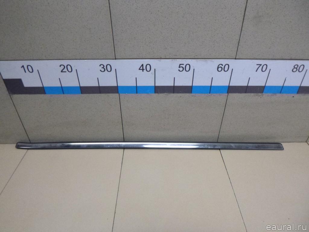 Накладка стекла заднего правого
