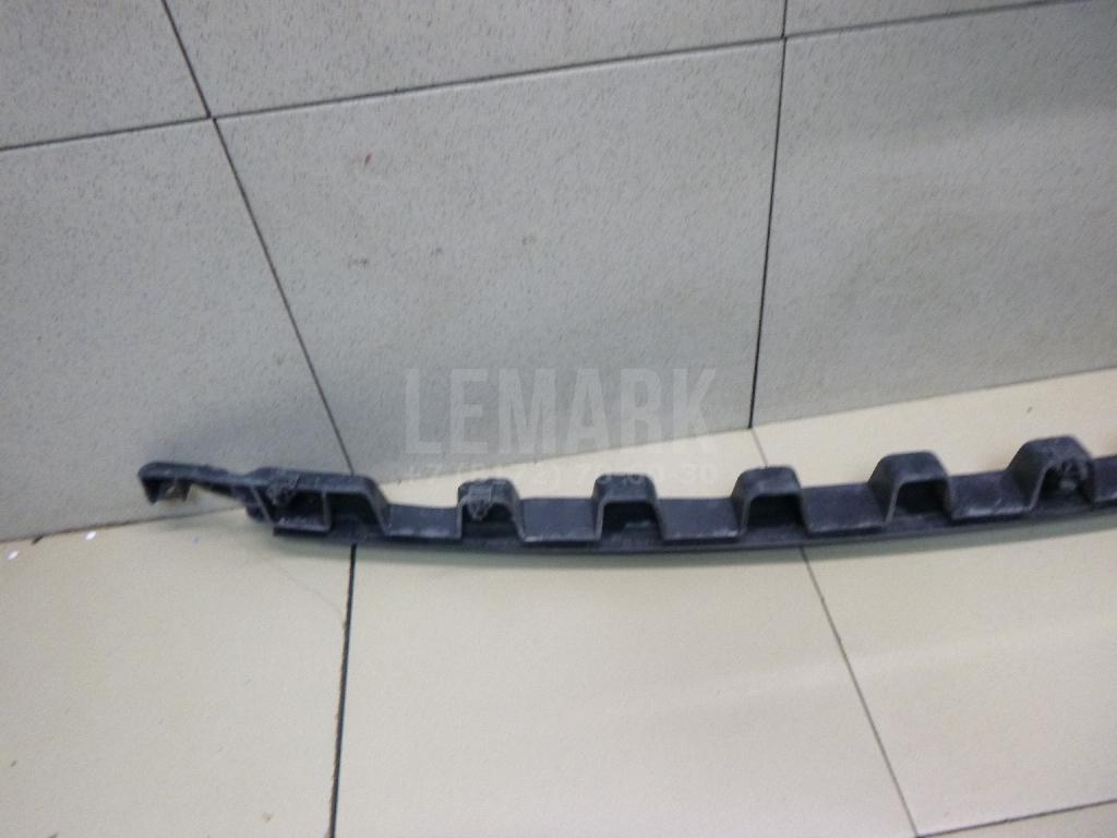 Направляющая заднего бампера для  BMW X3 E83 2004-2010
