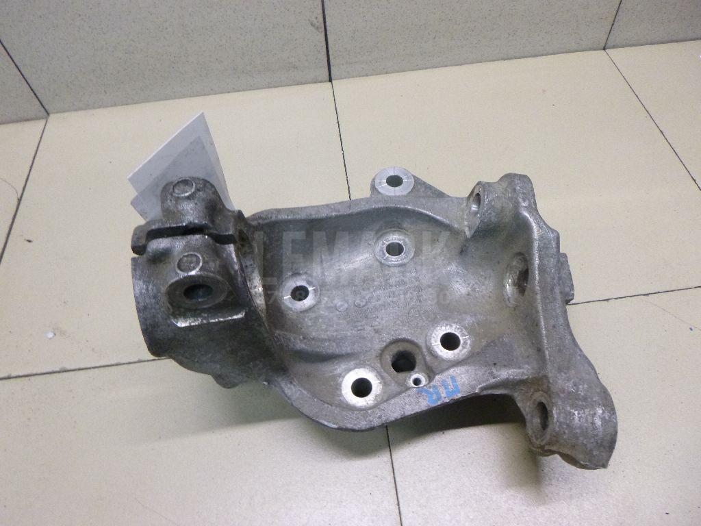 Кулак поворотный передний правый для  BMW 1-serie E82/E88 2007-2013