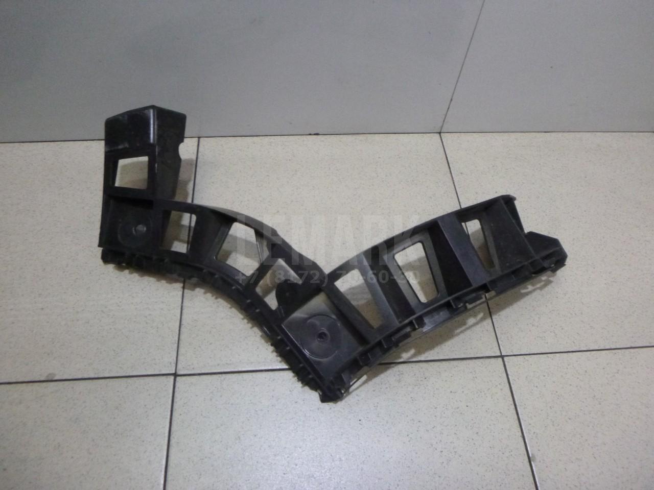 Кронштейн заднего бампера правый 5N0807394D VAG