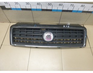 Решетка радиатора для Fiat Doblo 2005-2015 БУ состояние удовлетворительное