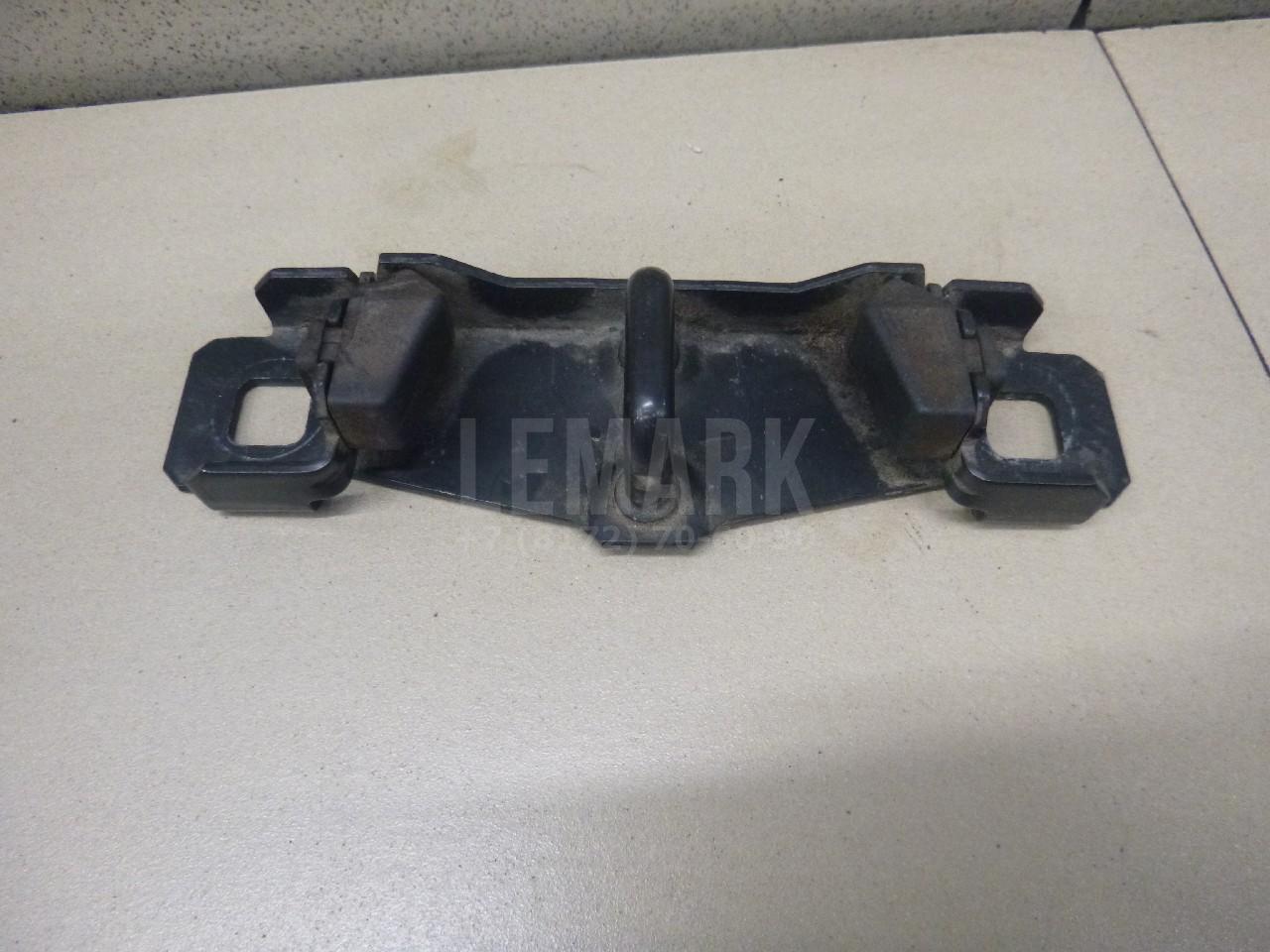 Ответная часть замка багажника 1375748 Ford