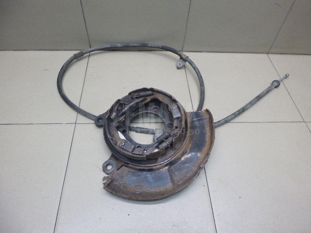 Щит опорный задний правый 44020CY001 Nissan