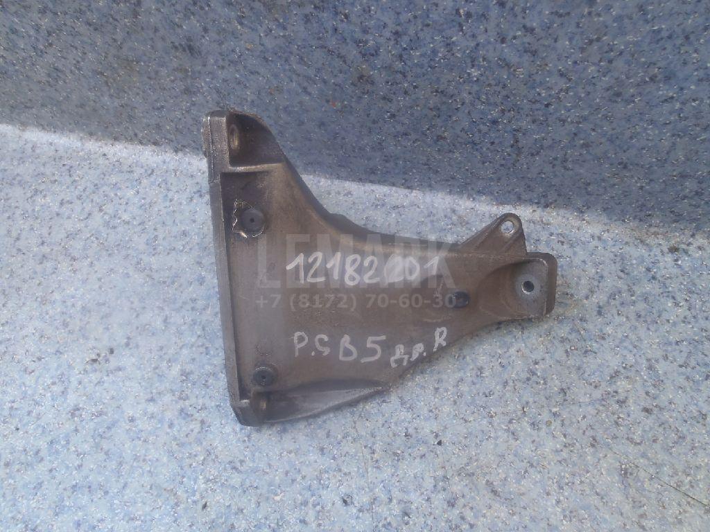 Кронштейн двигателя правый 8D0199308AB VAG