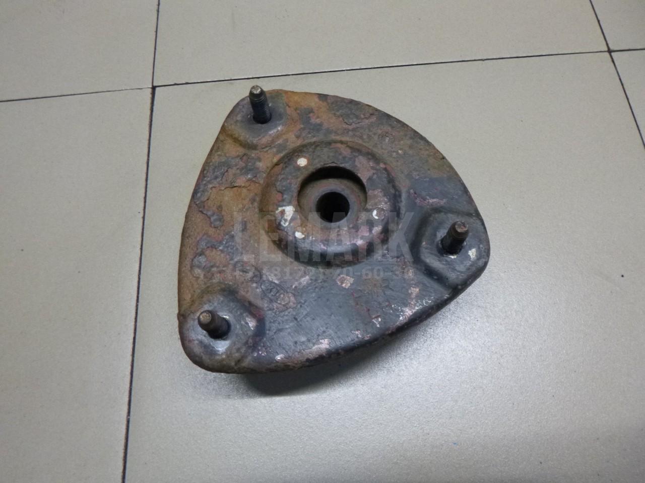 Опора переднего амортизатора левая 546101G500 Hyundai-Kia