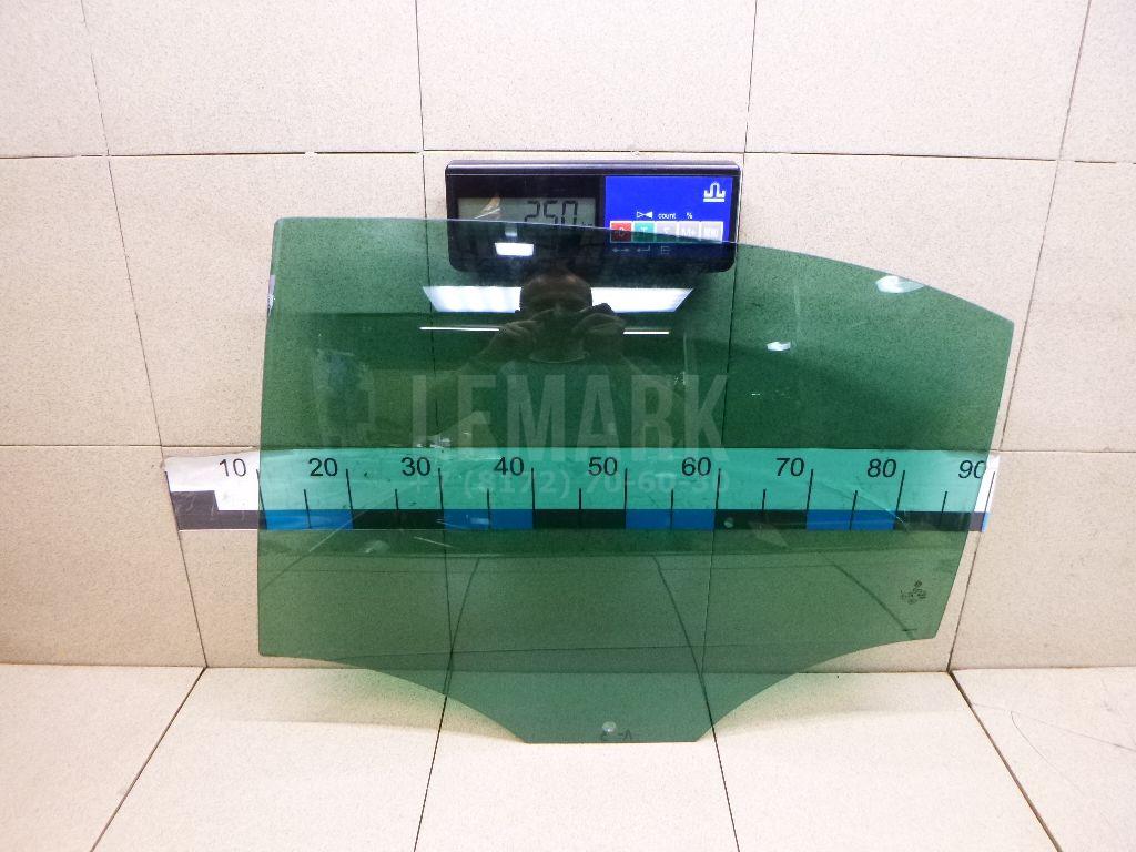 Стекло двери задней левой 5C6845025A VAG