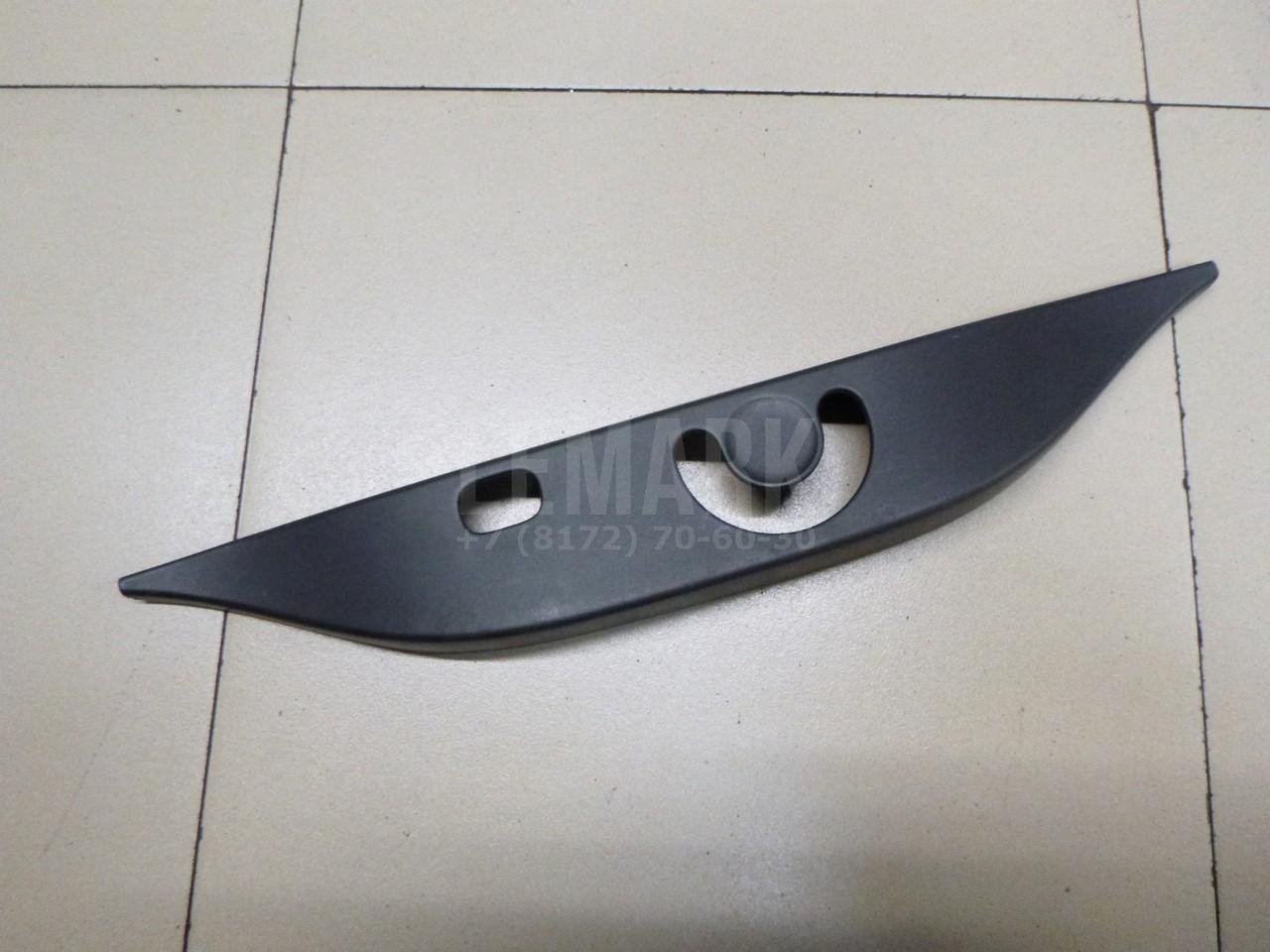 Кожух 7L6867717B41 VAG