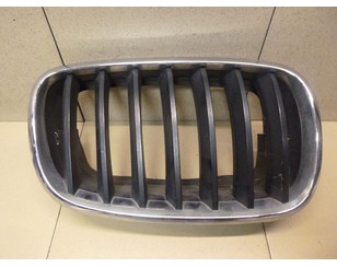 Решетка радиатора правая для BMW X5 E70 2007-2013 с разбора состояние под восстановление