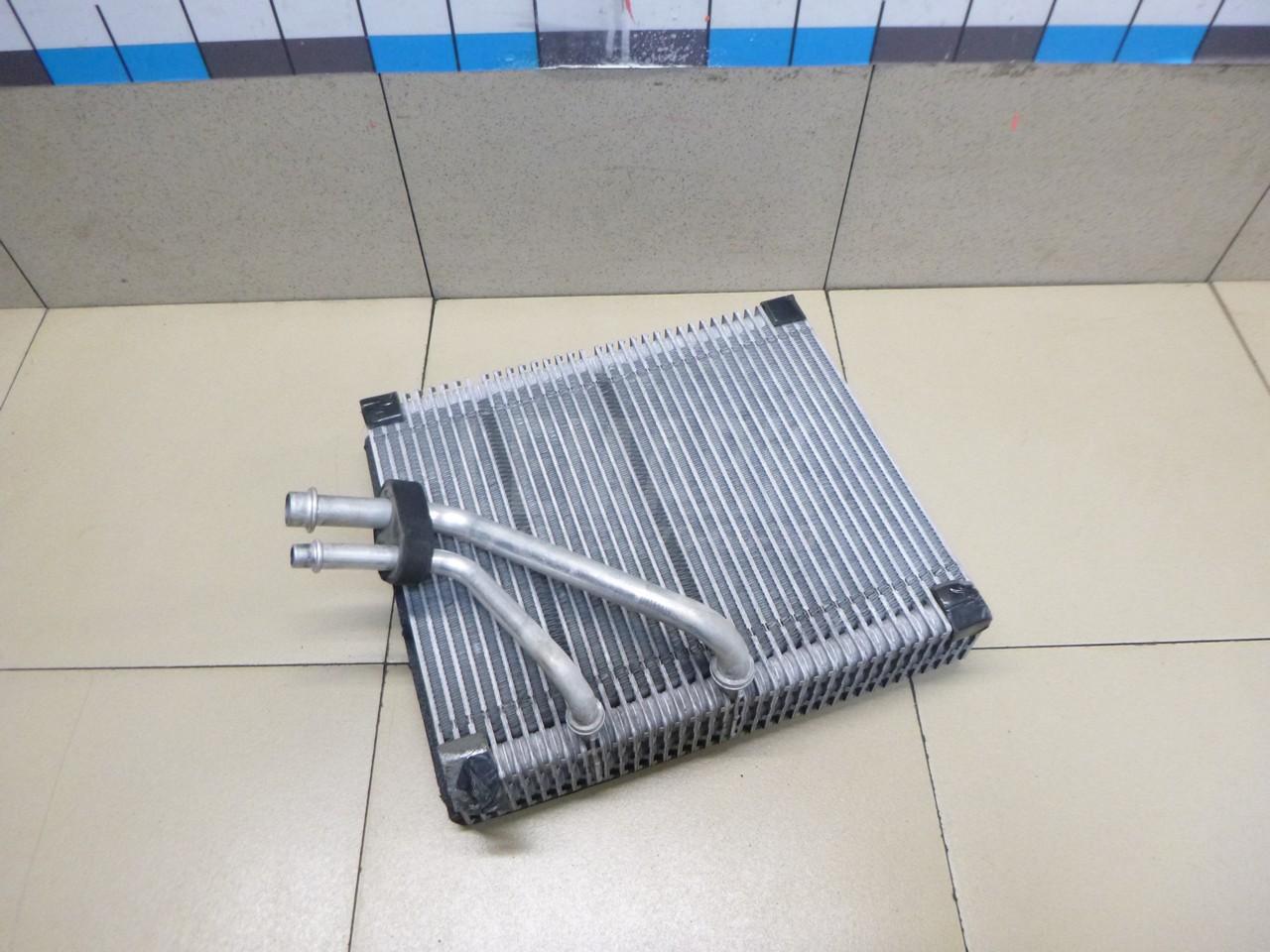Испаритель кондиционера 95857231700 VAG