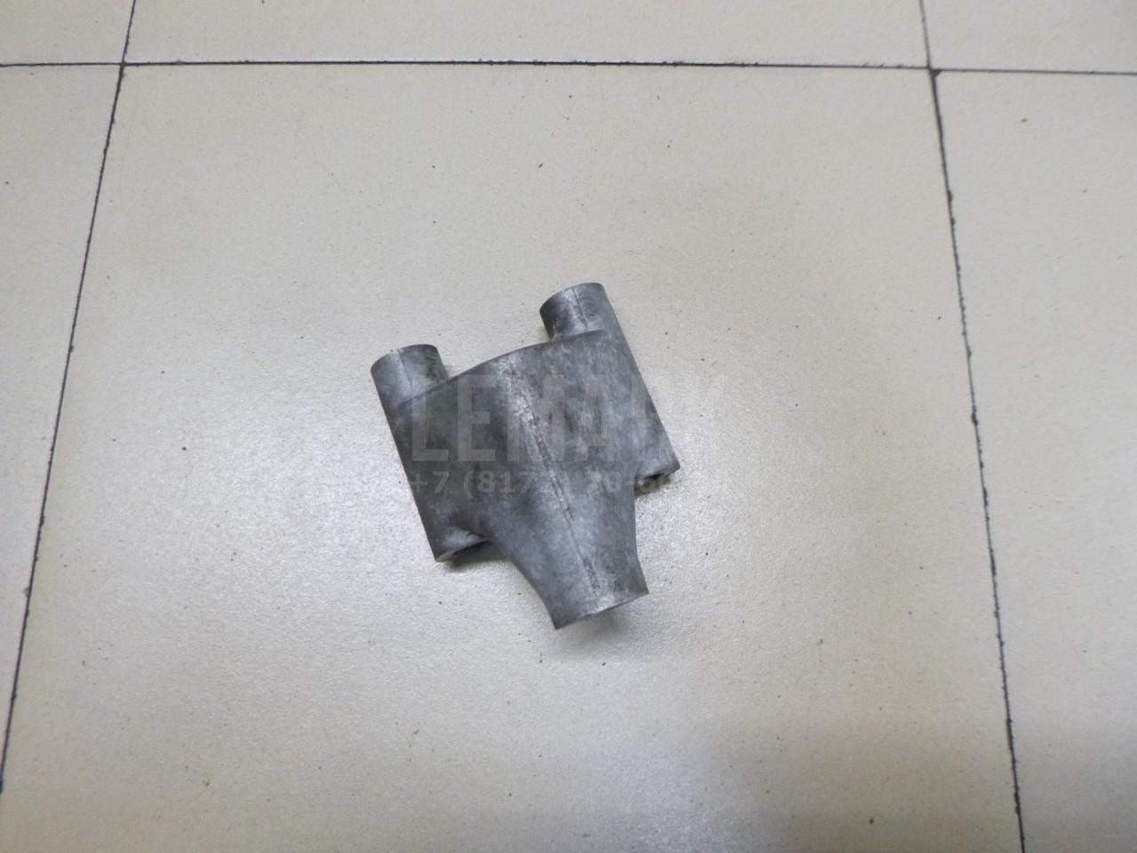 Кронштейн ролика 1663128031 Toyota