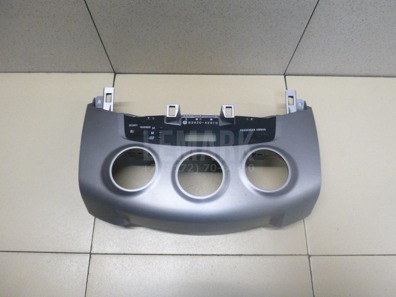 Часы 8392042010B0 Toyota