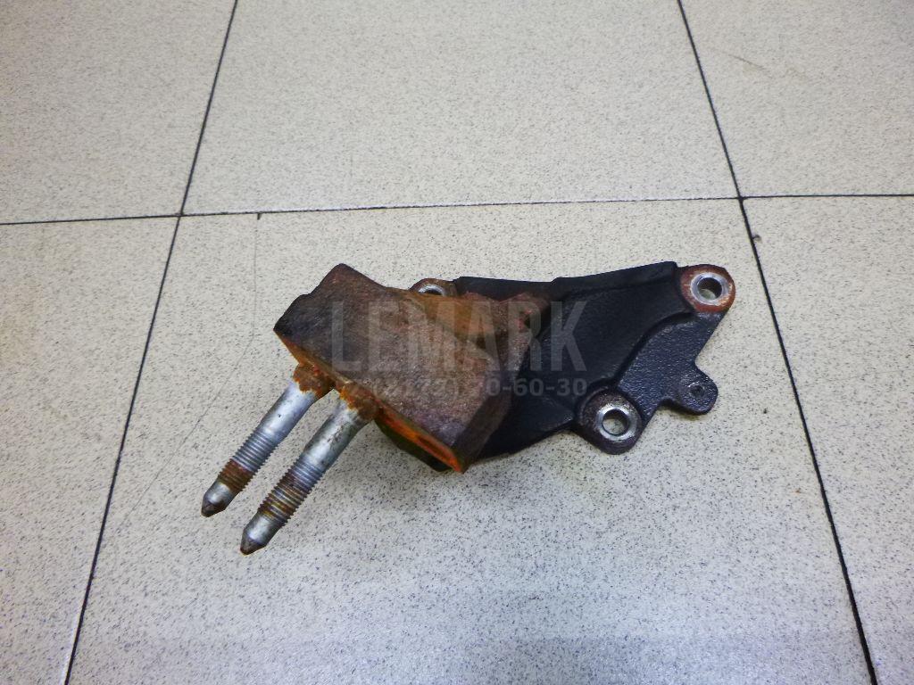 Кронштейн двигателя правый 2167023511 Hyundai-Kia