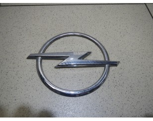 Эмблема на крышку багажника для Opel Astra H / Family 2004-2015 с разборки состояние хорошее