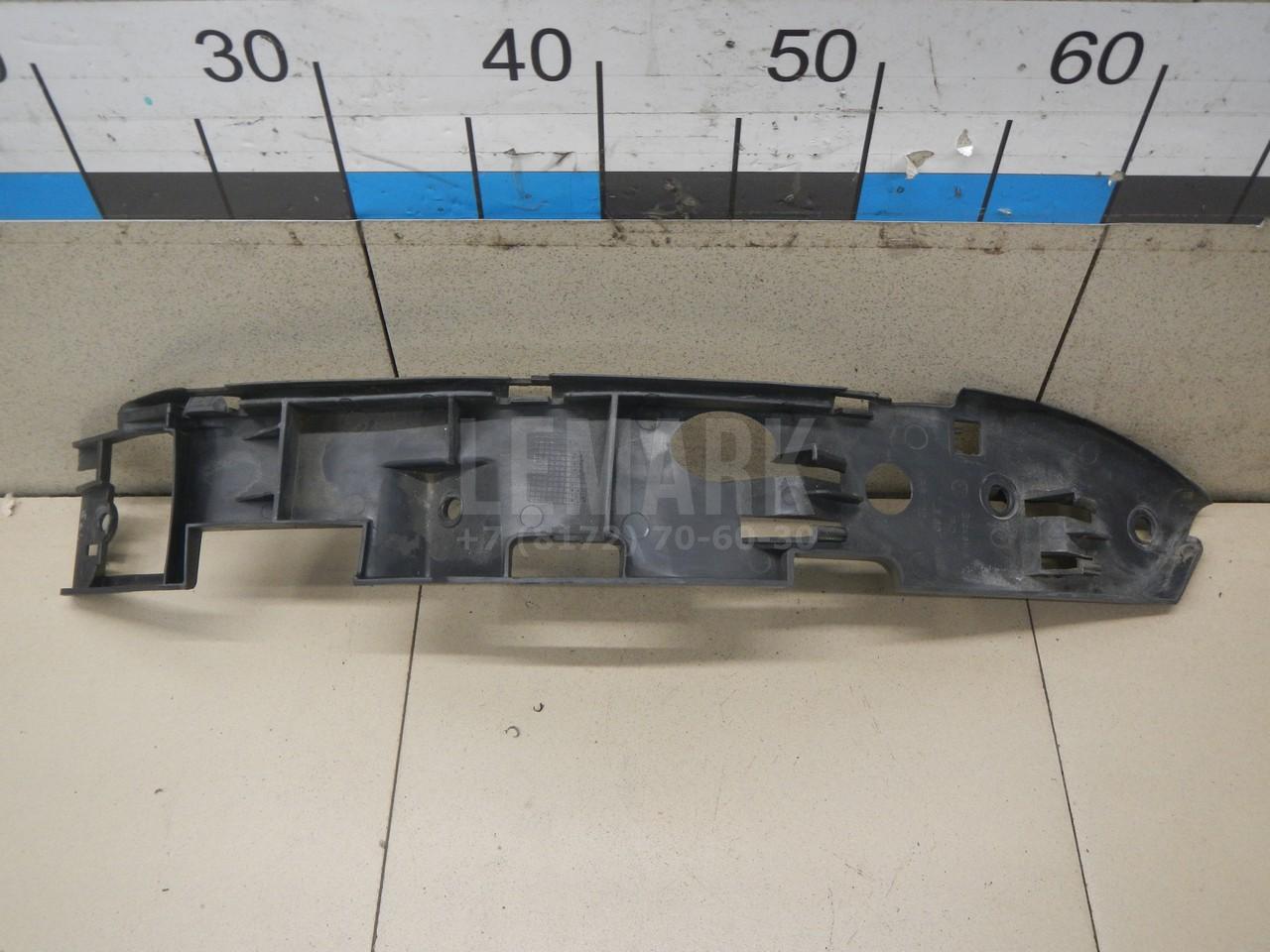 Направляющая переднего бампера левая 7L6807183C VAG