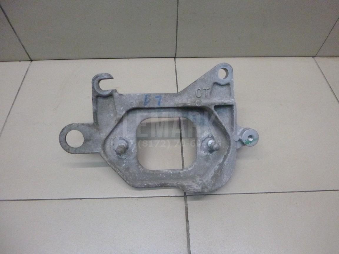 Кронштейн опоры двигателя 112221641R Nissan